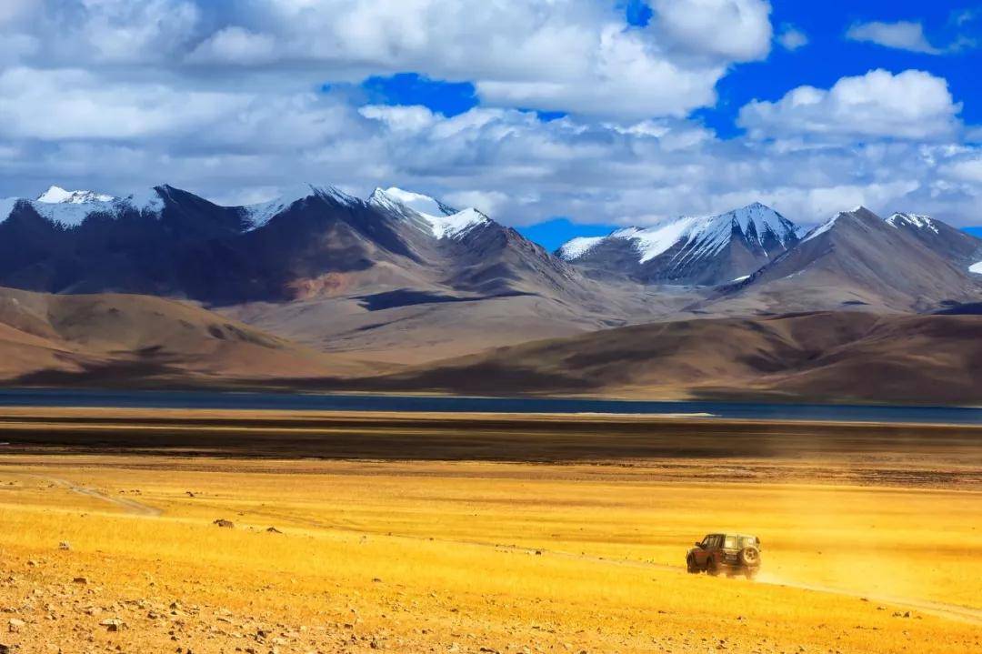 西藏，历史与现实交织的和平圣域